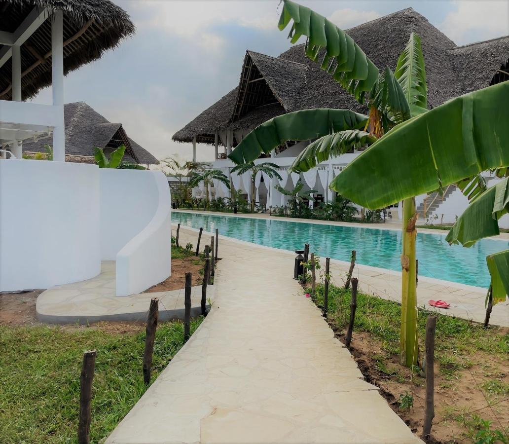 Nyota 11 - Jua Resort Ватаму Экстерьер фото