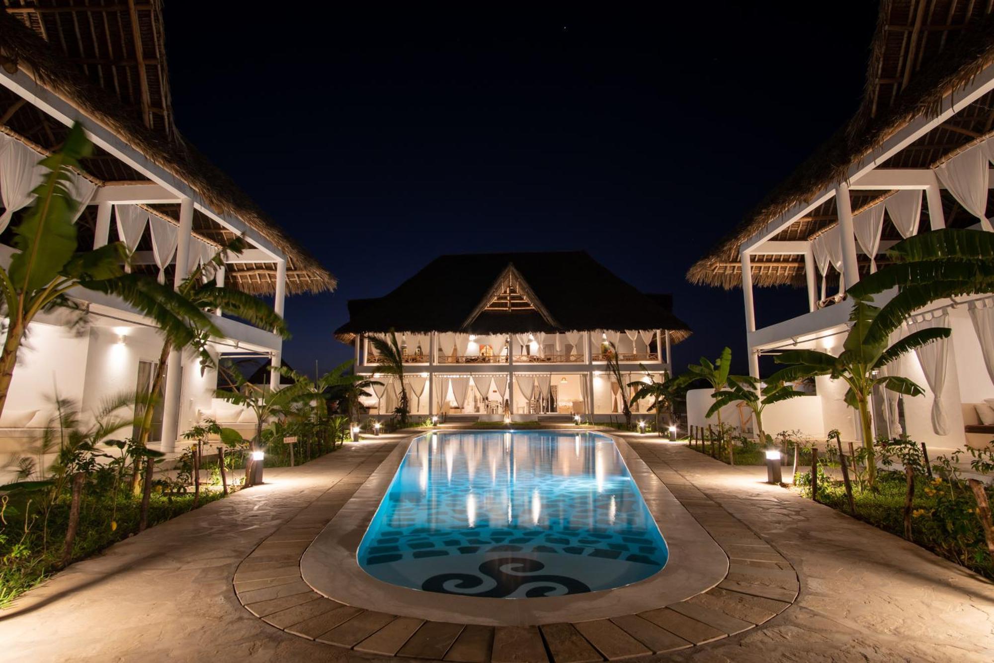 Nyota 11 - Jua Resort Ватаму Экстерьер фото
