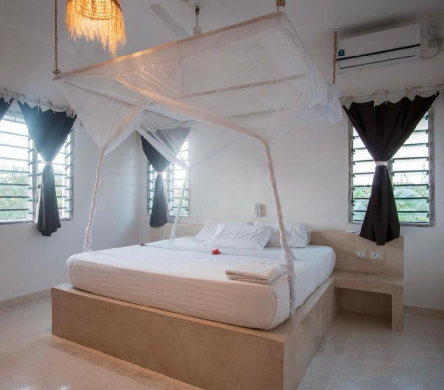 Nyota 11 - Jua Resort Ватаму Экстерьер фото