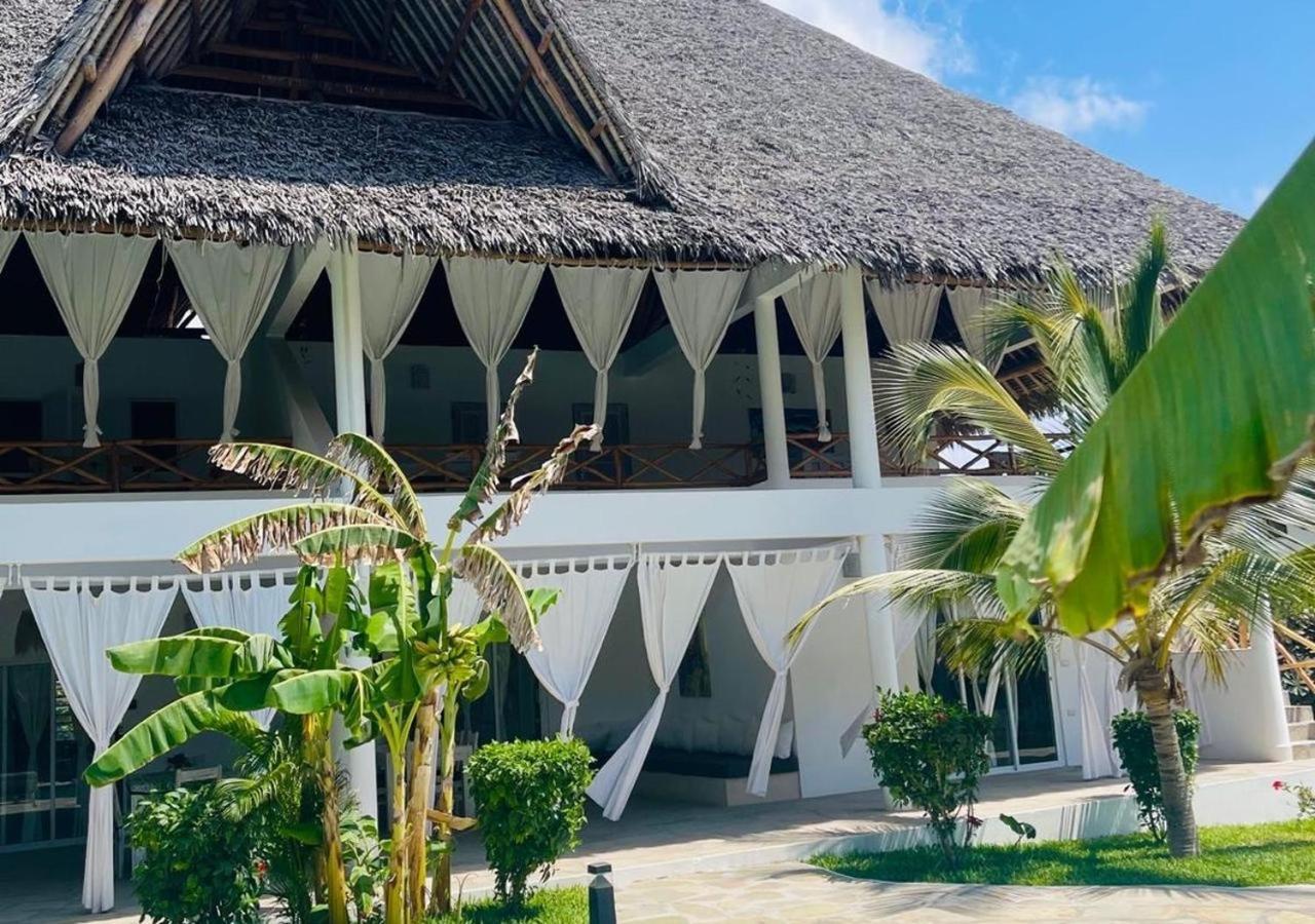 Nyota 11 - Jua Resort Ватаму Экстерьер фото